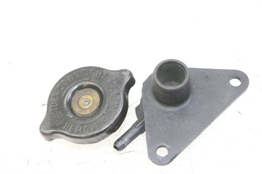 photo de RADIATOR CAP SUZUKI UH BURGMAN 125 (2002 - 2006) - Zoom on usage condition