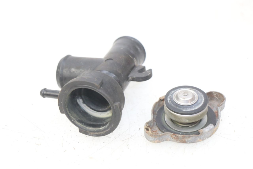 photo de RADIATOR CAP HONDA VFR VTEC RC46 800 (2002 - 2013) - Zoom on usage condition