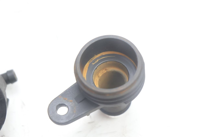 photo de RADIATOR CAP YAMAHA XMAX X-MAX 125 (2006 - 2009) - Alternative perspective