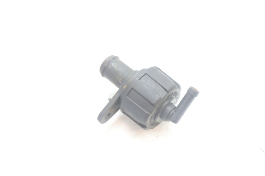 photo de RADIATOR CAP YAMAHA XMAX X-MAX 125 (2006 - 2009) - Product overview