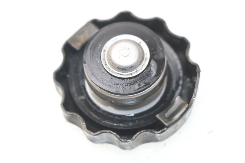 photo de RADIATOR CAP HONDA XLV VARADERO 125 (2000 - 2006) - Component detail