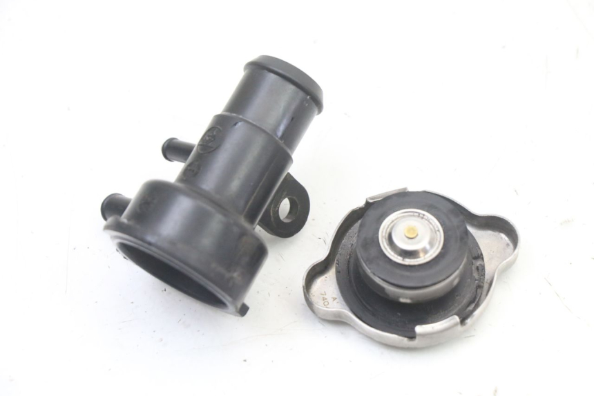 photo de RADIATOR CAP YAMAHA YP T-MAX TMAX 530 (2017 - 2020) - Alternative perspective