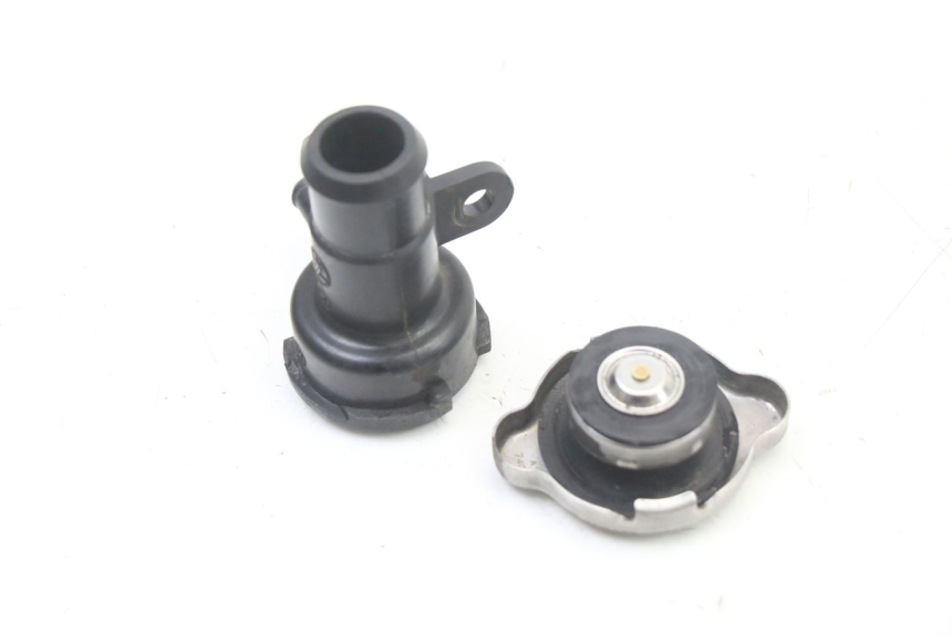 photo de RADIATOR CAP YAMAHA YP T-MAX TMAX 530 (2017 - 2020) - Product overview
