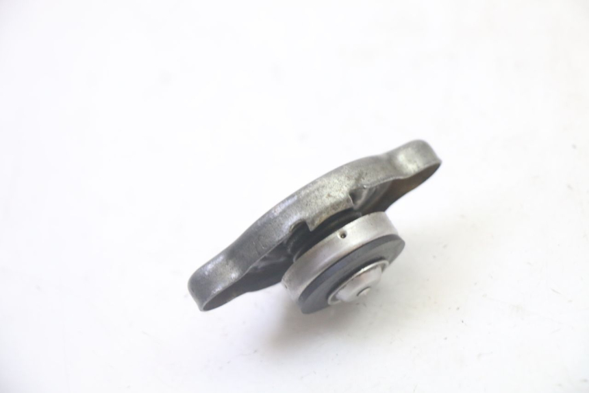 photo de RADIATOR CAP YAMAHA YZ 125 (1998 - 2005) - Component detail