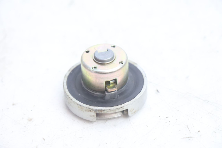 photo de FUEL TANK CAP KYMCO AGILITY FR 2T 50 (2012 - 2017) - Technical close-up