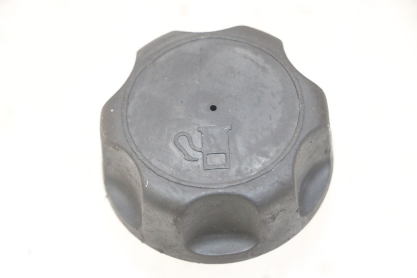 photo de FUEL TANK CAP MBK BOOSTER SPIRIT NAKED 50 (2004 - 2017) - Zoom on usage condition