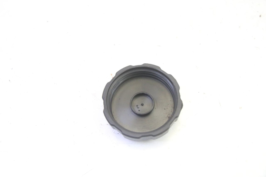 photo de FUEL TANK CAP PEUGEOT CITYSTAR 50 (2013 - 2017) - Zoom on usage condition
