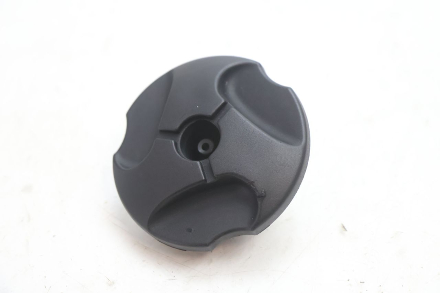 photo de FUEL TANK CAP HM HONDA CRM DERAPAGE RR 50 (2006 - 2017) - Zoom on usage condition