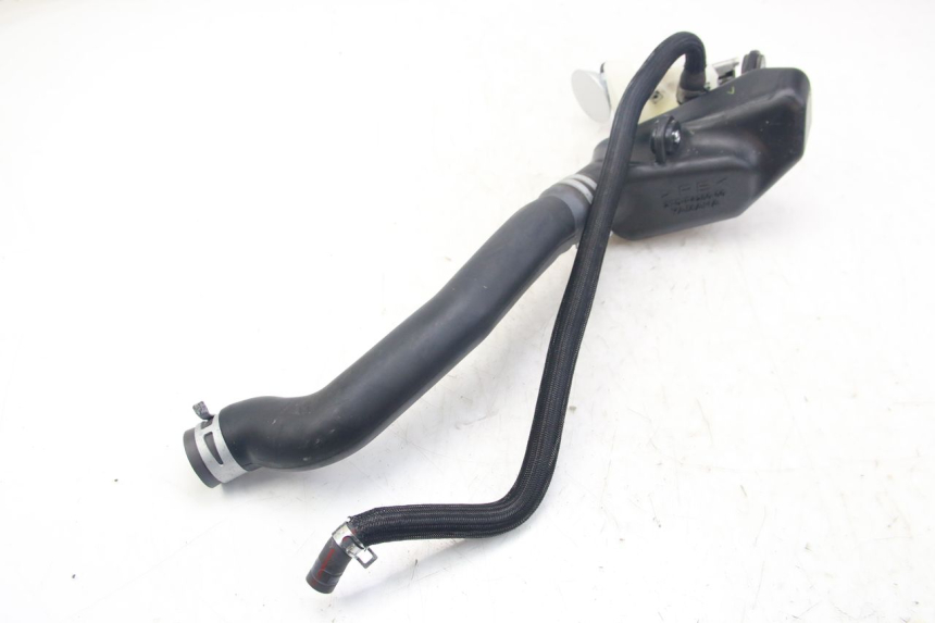 photo de FUEL TANK CAP YAMAHA D'ELIGHT DELIGHT 125 (2017 - 2020) - Technical close-up