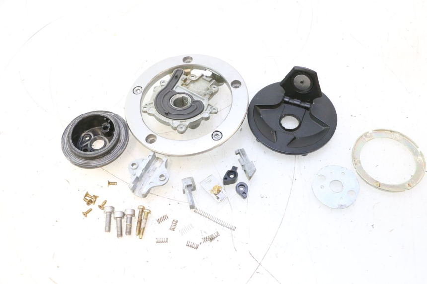 photo de FUEL TANK CAP KAWASAKI ER-6 ER6 N 650 (2005 - 2009) - Component zoom