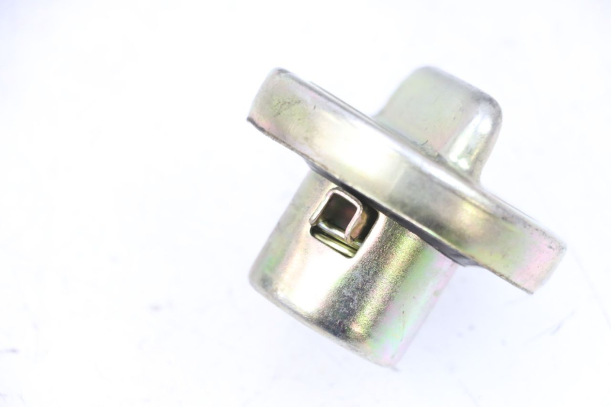 photo de FUEL TANK CAP BTC FELICE SPORT 50 - Alternative perspective