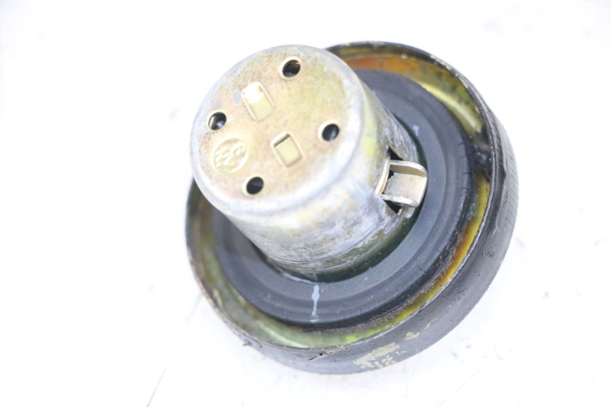 photo de FUEL TANK CAP SYM FIDDLE 2 50 (2008 - 2013) - Main view