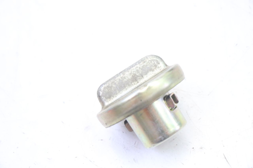 photo de FUEL TANK CAP VENESI FLY RETRO 4T 50 (2020 - 2025) - Zoom on usage condition