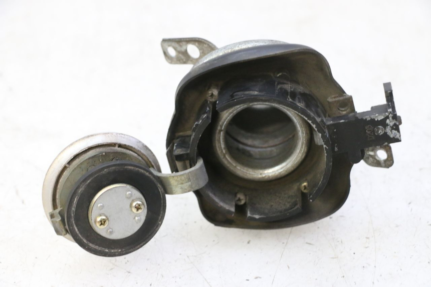 photo de FUEL TANK CAP KYMCO GRAND DINK 125 (2002 - 2007) - Component detail