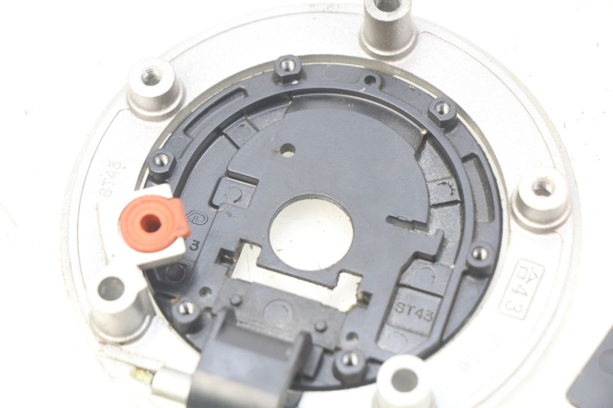 photo de FUEL TANK CAP SUZUKI GSX-R GSXR 750 (2011 - 2016) - Zoom on usage condition