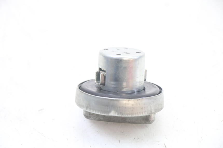 photo de FUEL TANK CAP HONDA PCX (JF57/JF64) 125 (2014 - 2018) - Zoom on usage condition