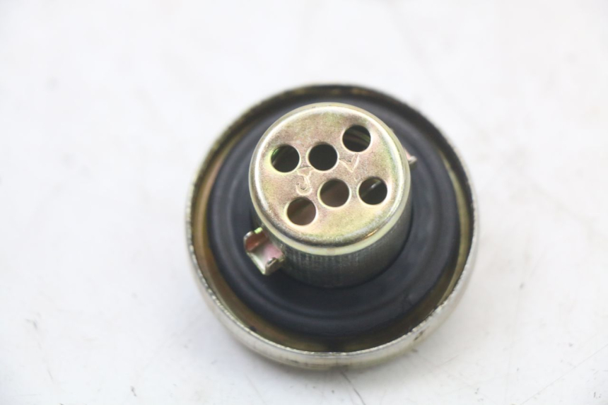 photo de FUEL TANK CAP JM MOTORS VX 125 (2022 - 2025) - Product overview