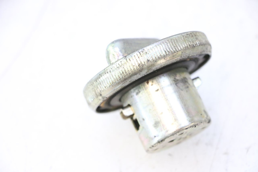 photo de FUEL TANK CAP RIDE JUMP 2T 50 (2012 - 2017) - Zoom on usage condition