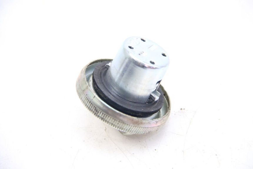 photo de FUEL TANK CAP ORCAL KITE 4T 50 (2019 - 2023) - Zoom on usage condition