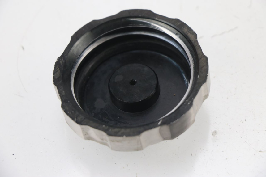photo de FUEL TANK CAP KAWASAKI KX 65 (2000 - 2019) - Zoom on usage condition