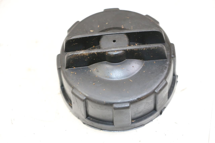 photo de FUEL TANK CAP KYMCO PEOPLE S 125 (2000 - 2008) - Main view