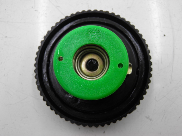 photo de FUEL TANK CAP LML DLX 2T 125 (2008) - Zoom on usage condition
