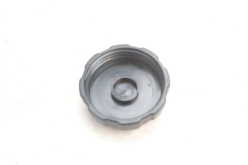 photo de FUEL TANK CAP PEUGEOT LUDIX SNAKE 2T 50 (2004 - 2014) - Zoom on usage condition