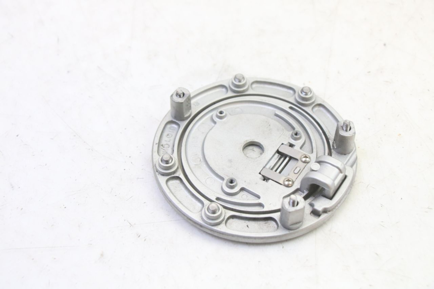 photo de FUEL TANK CAP HONDA NTV DEAUVILLE 650 (2001 - 2006) - Technical close-up