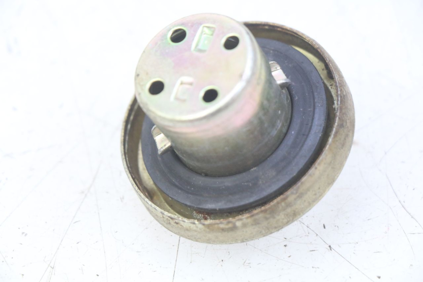 photo de FUEL TANK CAP SELECT UP OCTALIS 125 (2007 - 2012) - Component detail