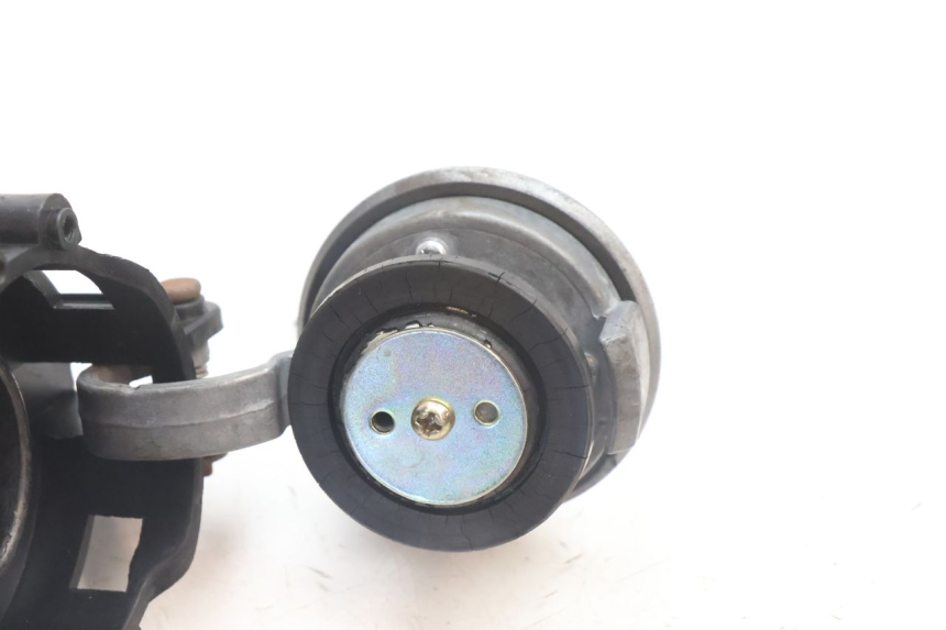 photo de FUEL TANK CAP SYM ORBIT III 3 4T 50 (2021 - 2025) - Zoom on usage condition