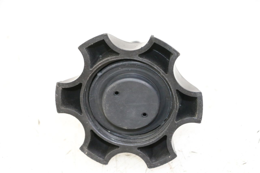 photo de FUEL TANK CAP APOLLO RFZ 125 - Zoom on usage condition