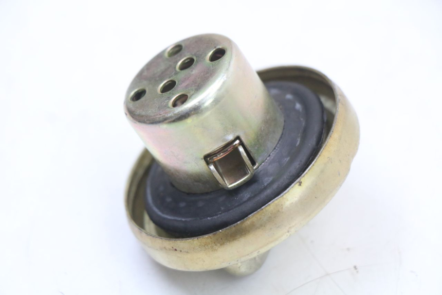 photo de FUEL TANK CAP JM MOTORS SANTANA 50 (2014 - 2023) - Zoom on usage condition