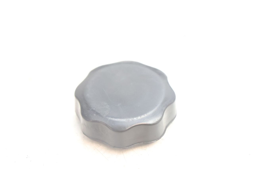 photo de FUEL TANK CAP APRILIA SCARABEO GT 125 (1999 - 2007) - Component detail