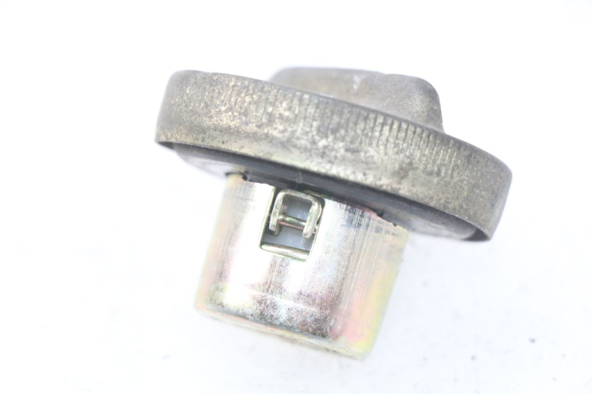 photo de FUEL TANK CAP HONDA SCV LEAD 100 (2003 - 2007) - Main view