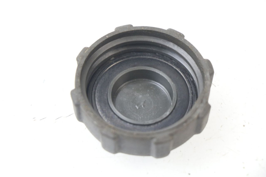 photo de FUEL TANK CAP PIAGGIO SKIPPER 125 (2000 - 2004) - Component detail