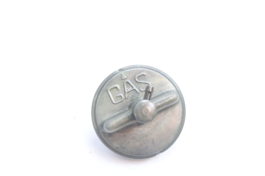 photo de FUEL TANK CAP HONDA ST PAN EUROPEAN 1100 (1990 - 2002) - Main view