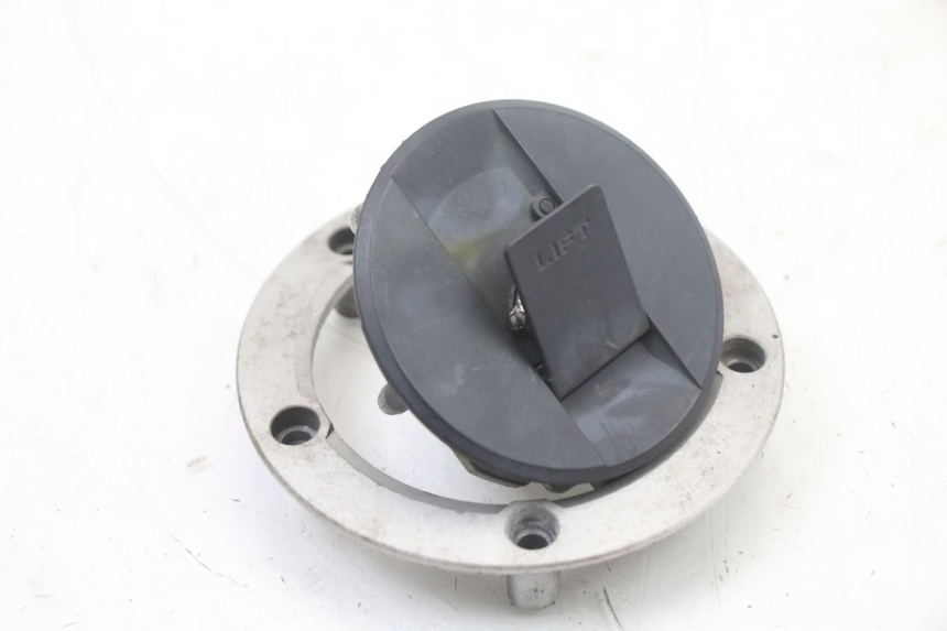 photo de FUEL TANK CAP SUZUKI GSX F GSXF 650 (2007 - 2015) - Main view