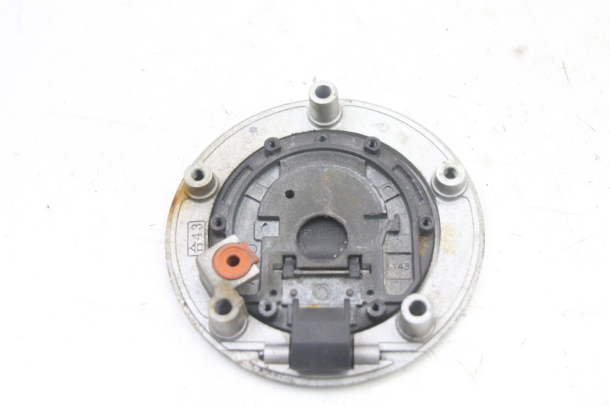 photo de FUEL TANK CAP SUZUKI GSX F GSXF 650 (2007 - 2015) - Technical close-up