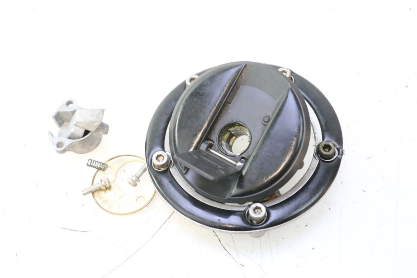 photo de FUEL TANK CAP SUZUKI SV S 650 (2003 - 2009) - Product overview
