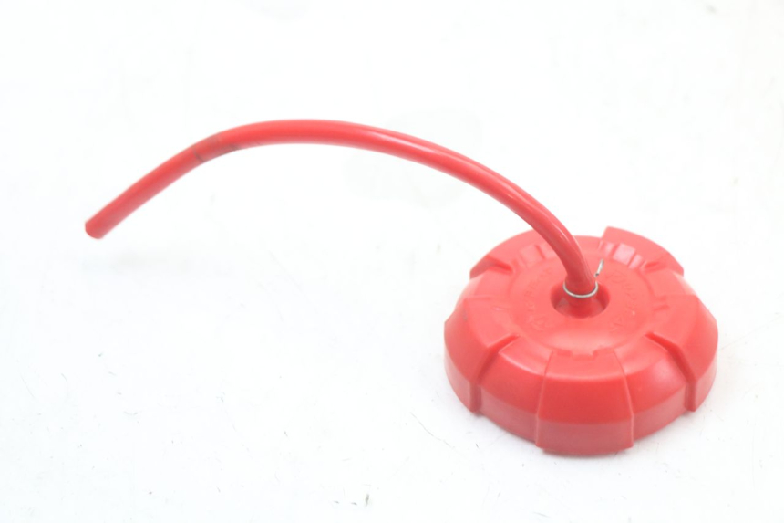 photo de FUEL TANK CAP NITRO MOTORS THUNDER 125 - Zoom on usage condition