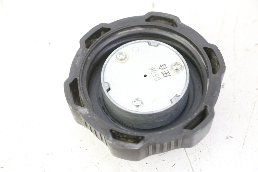 photo de FUEL TANK CAP YAMAHA YFM R RAPTOR 250 (2008 - 2014) - Zoom on usage condition