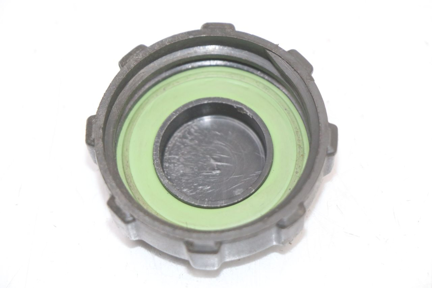 photo de FUEL TANK CAP PIAGGIO ZIP 2T 50 (2009 - 2019) - Zoom on usage condition