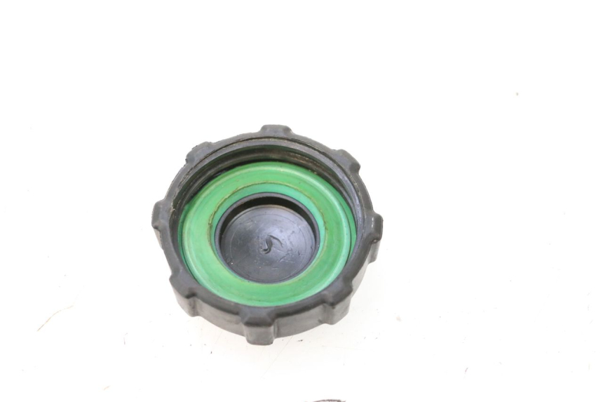 photo de FUEL TANK CAP PIAGGIO ZIP 4T 50 (2018 - 2020) - Zoom on usage condition