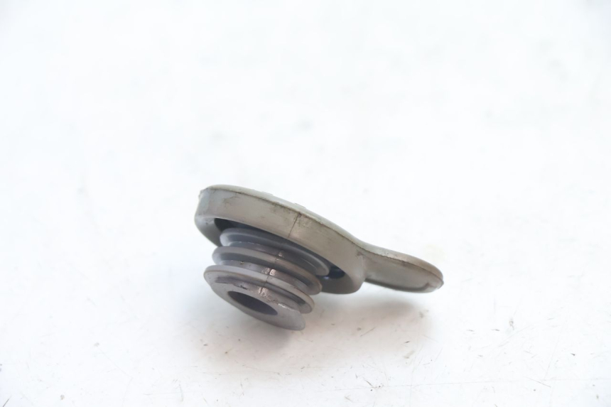 photo de OIL TANK CAP MBK BOOSTER SPIRIT 50 (2004 - 2017) - Component detail