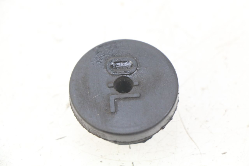photo de OIL TANK CAP SUZUKI CP 80 (1985 - 1996) - Main view