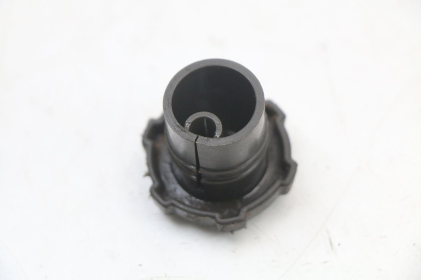 photo de OIL TANK CAP GILERA DNA 50 (2000 - 2007) - Zoom on usage condition