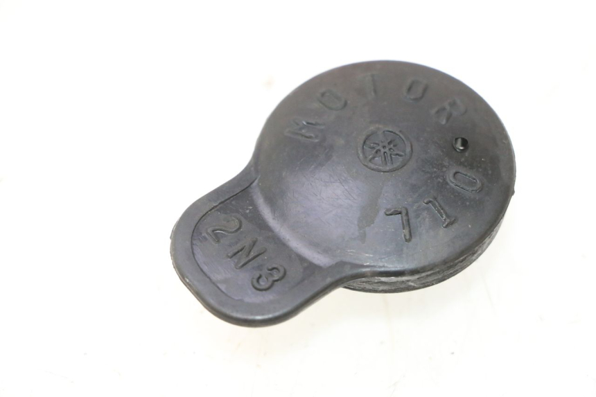 photo de OIL TANK CAP MBK EVOLIS 80 (1993 - 1999) - Zoom on usage condition