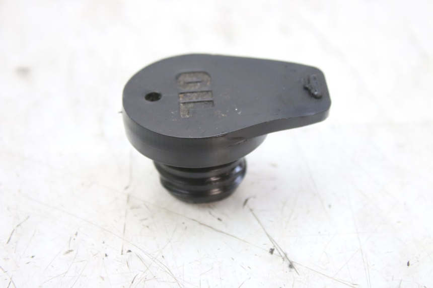photo de OIL TANK CAP DERBI GPR 50 (2004 - 2009) - Main view