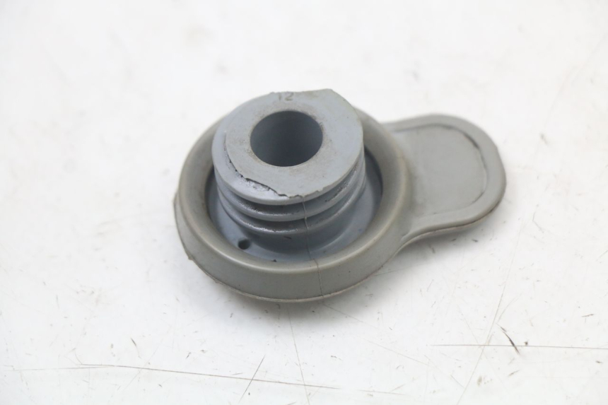 photo de OIL TANK CAP YAMAHA NEO'S NEOS 2T 50 (2007 - 2017) - Zoom on usage condition