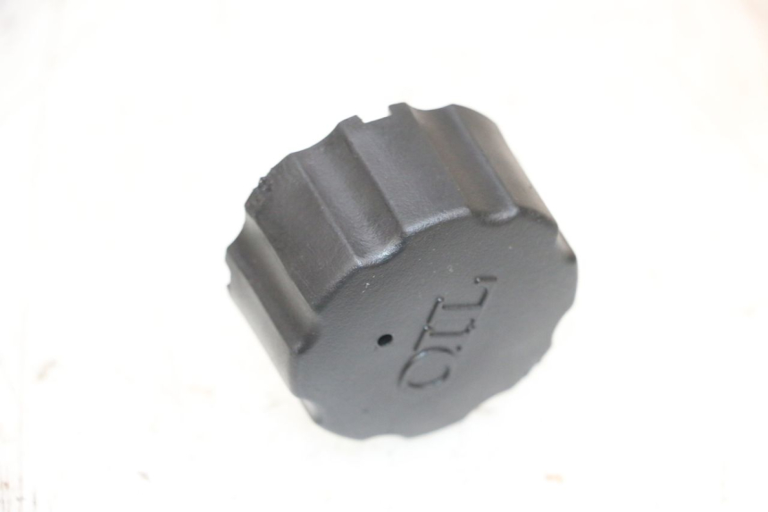 photo de OIL TANK CAP HONDA NSR R 125 (1994 - 2003) - Component detail